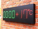 Светодиодные часы с термометром уличные 900х300 мм (LED табло времени и температуры, матовое) 07843 фото